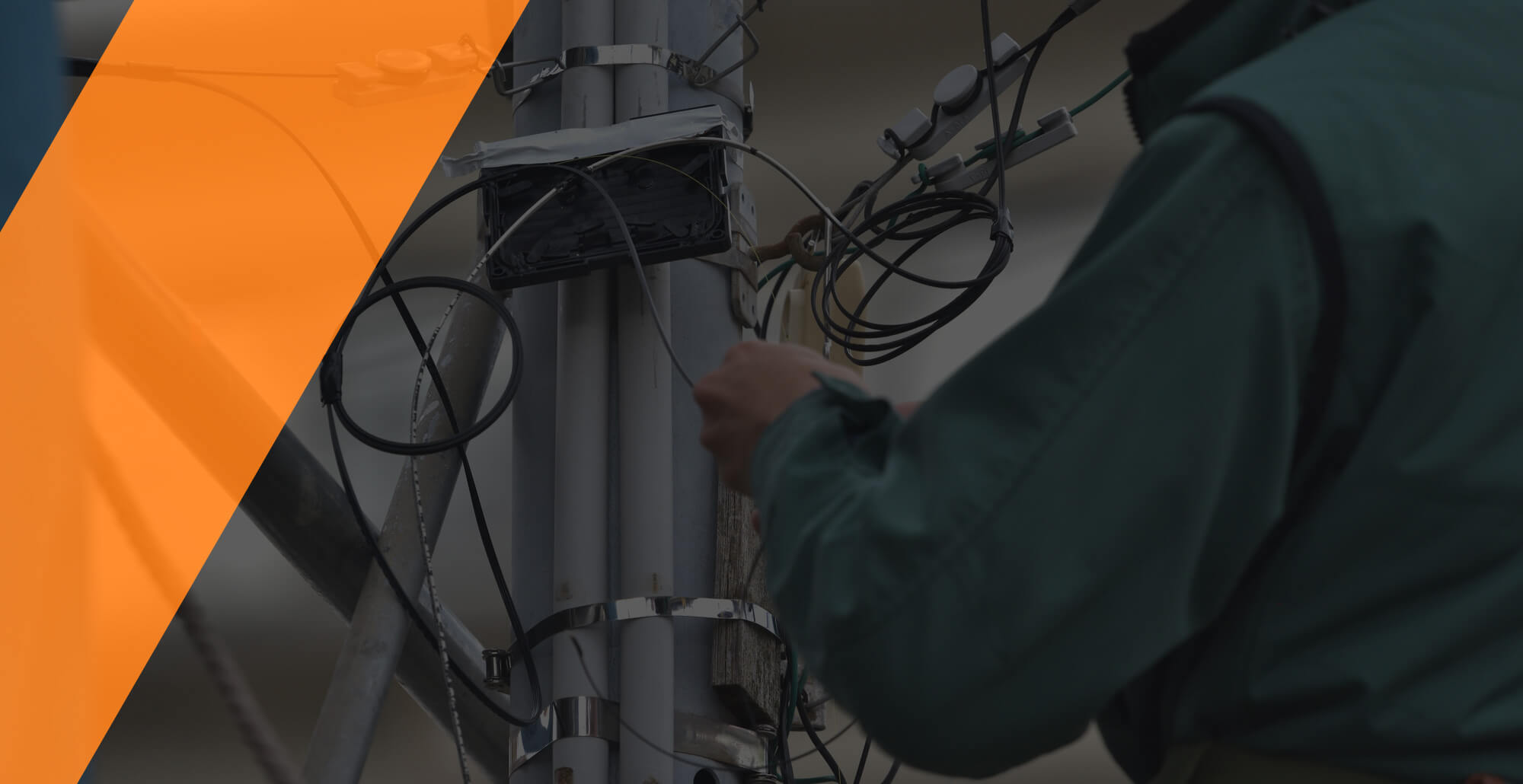 技術だけじゃない。未来を掴む場所。 北海道札幌市の電気工事は 株式会社エバー